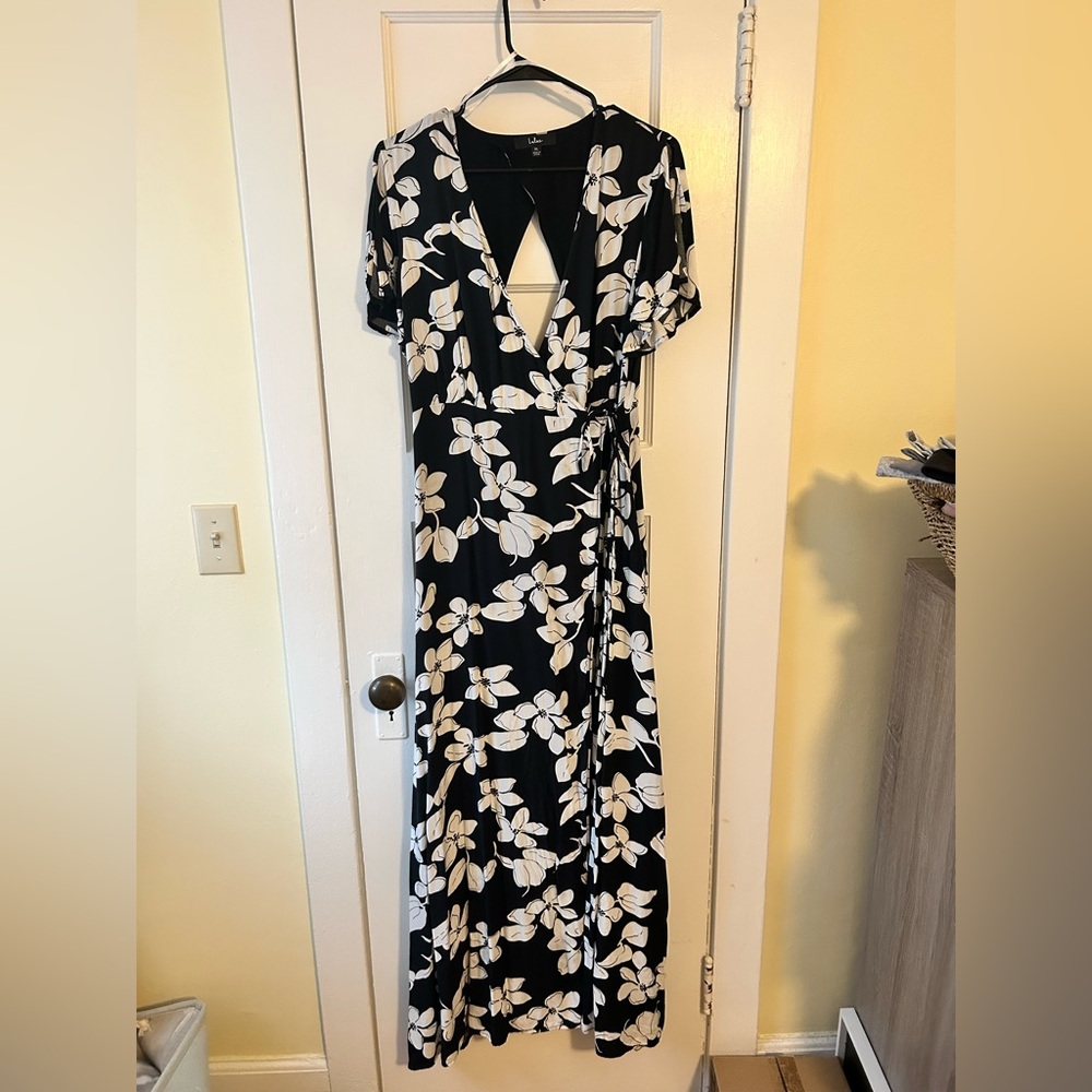 GUC wrap dress with open back